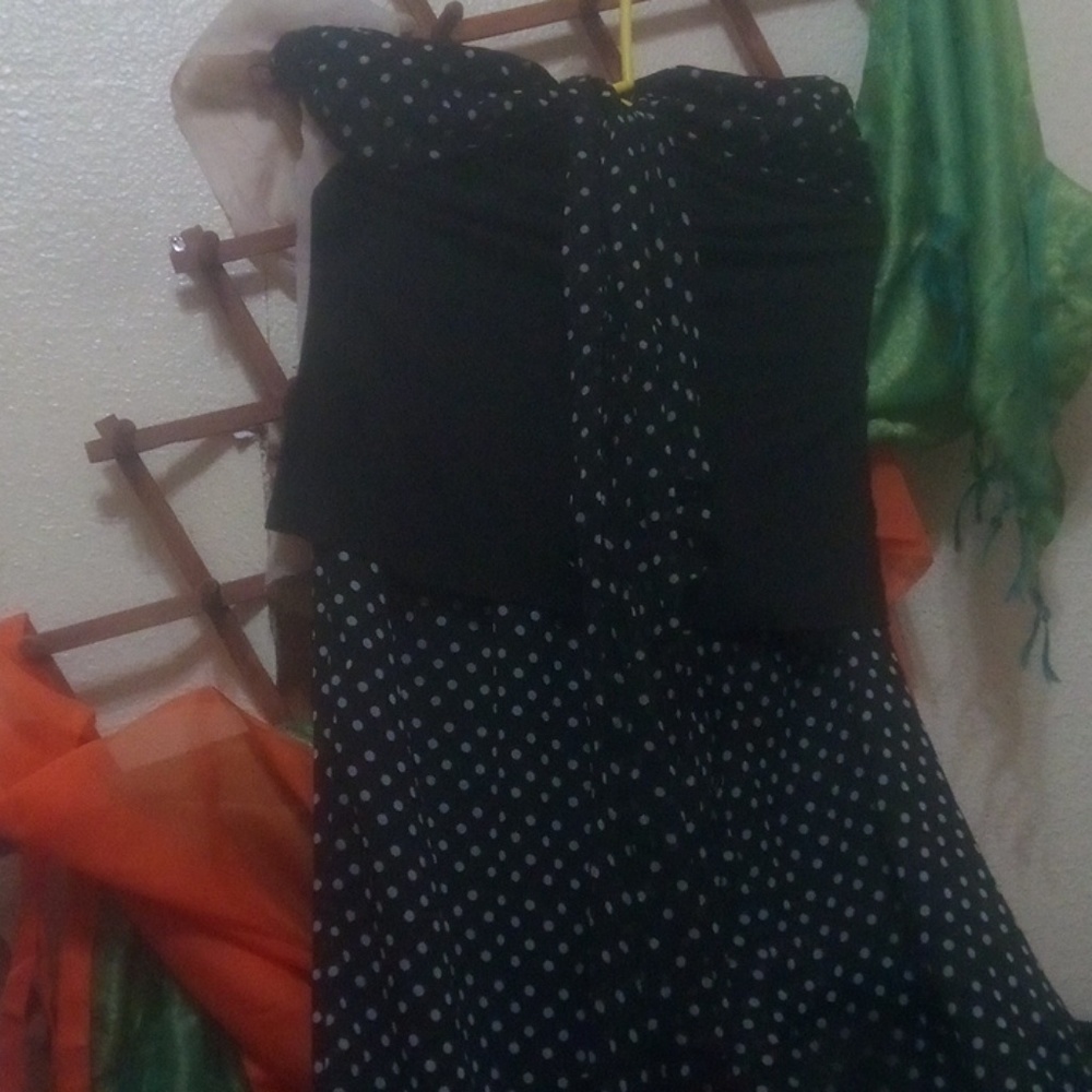 Polck a dot pants outfit